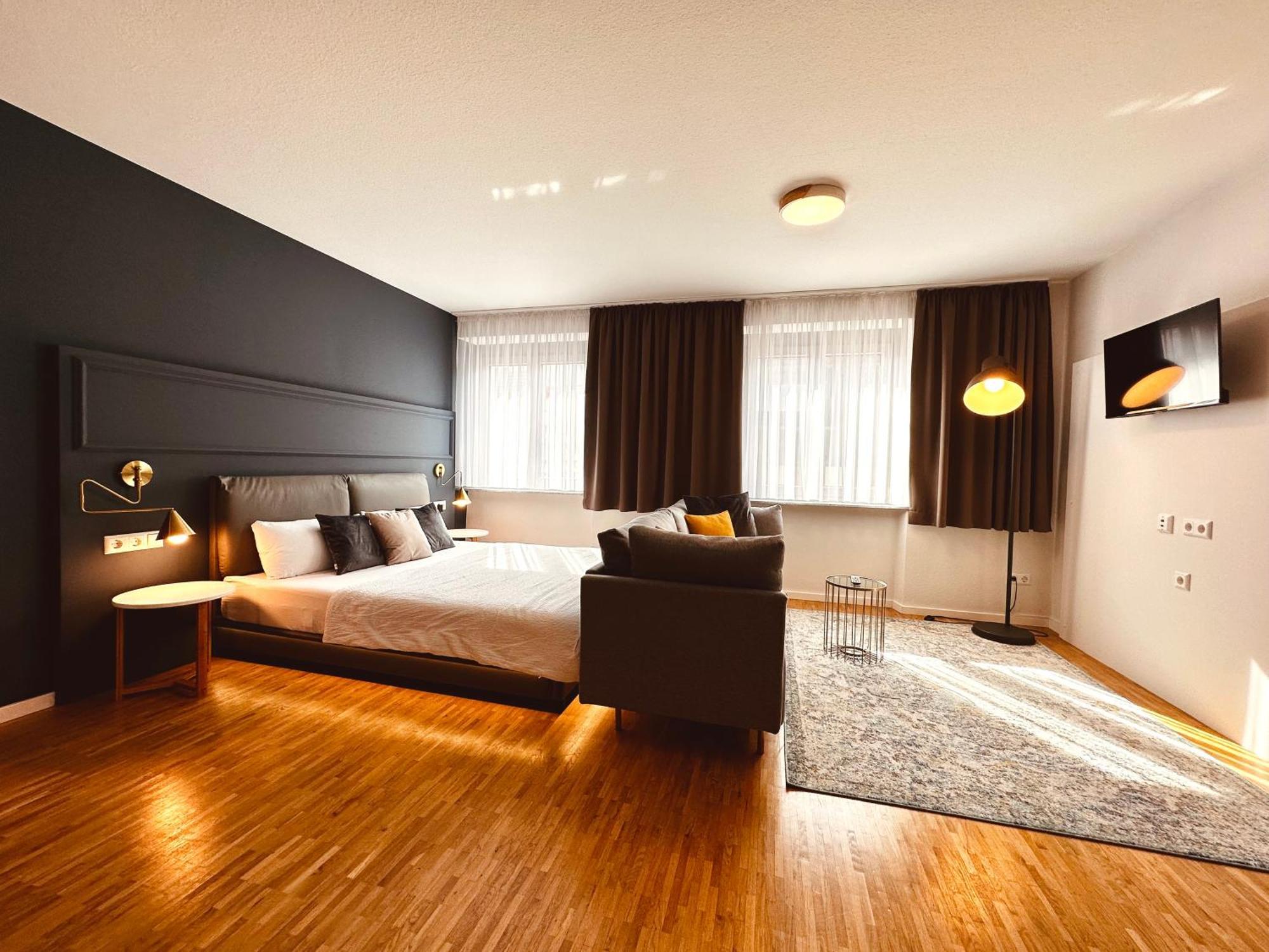 Stadthaus Neckarsulm Serviced Apartments - Stadthaus Schrade Exterior photo